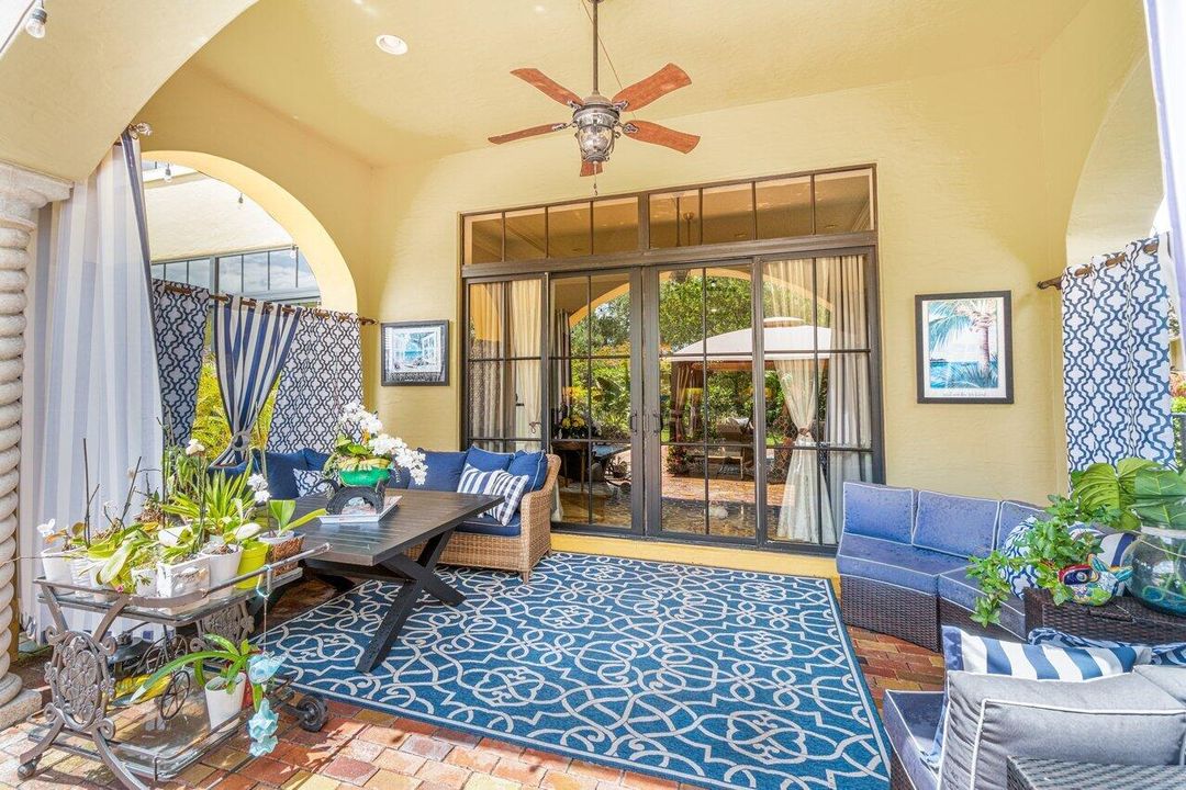 For Sale: $1,925,000 (6 beds, 4 baths, 4707 Square Feet)