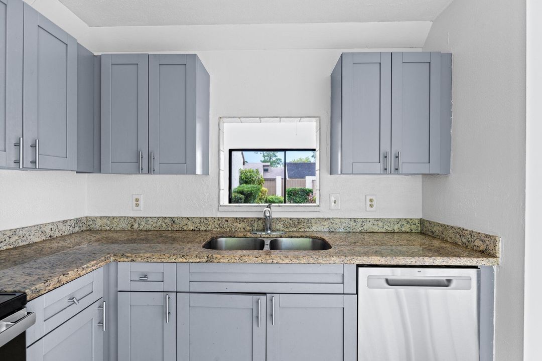 Active With Contract: $399,000 (3 beds, 2 baths, 1790 Square Feet)