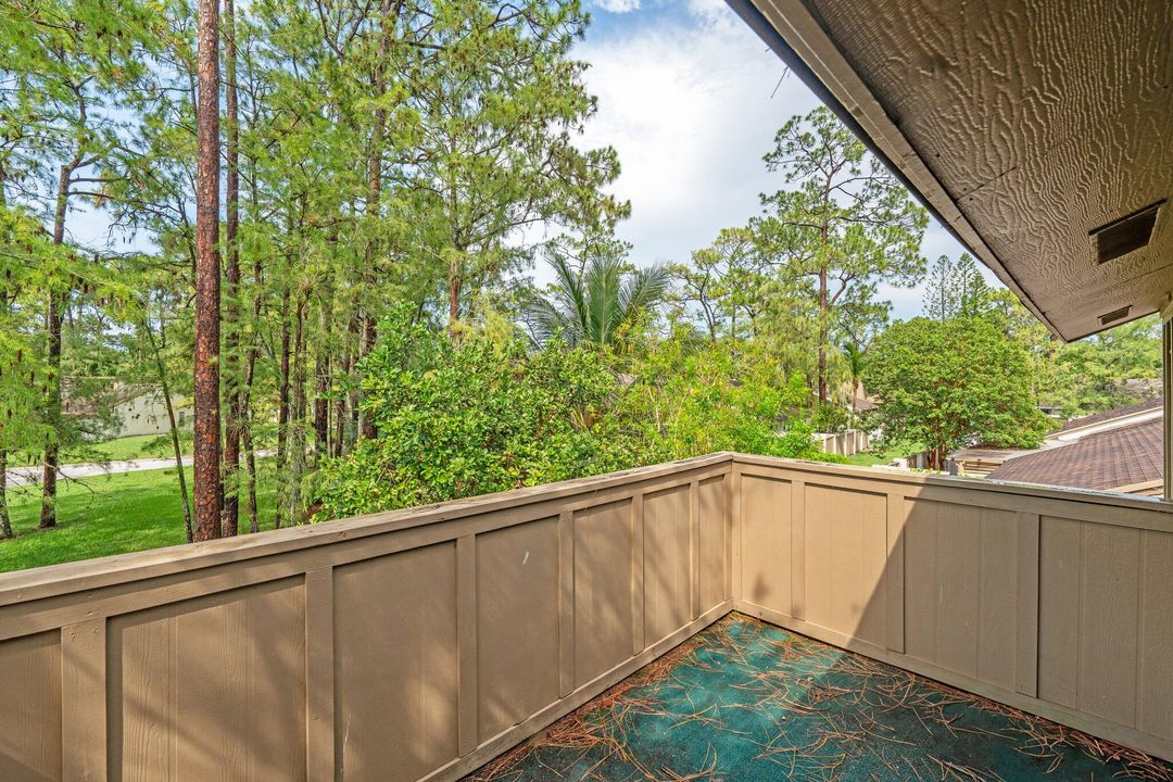 Active With Contract: $399,000 (3 beds, 2 baths, 1790 Square Feet)