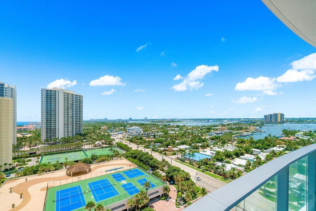 For Rent: $23,000 (2 beds, 2 baths, 2525 Square Feet)