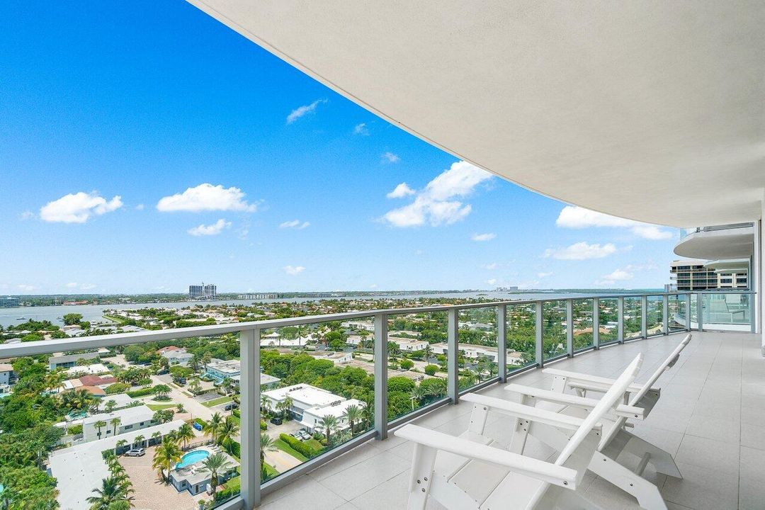 For Rent: $23,000 (2 beds, 2 baths, 2525 Square Feet)