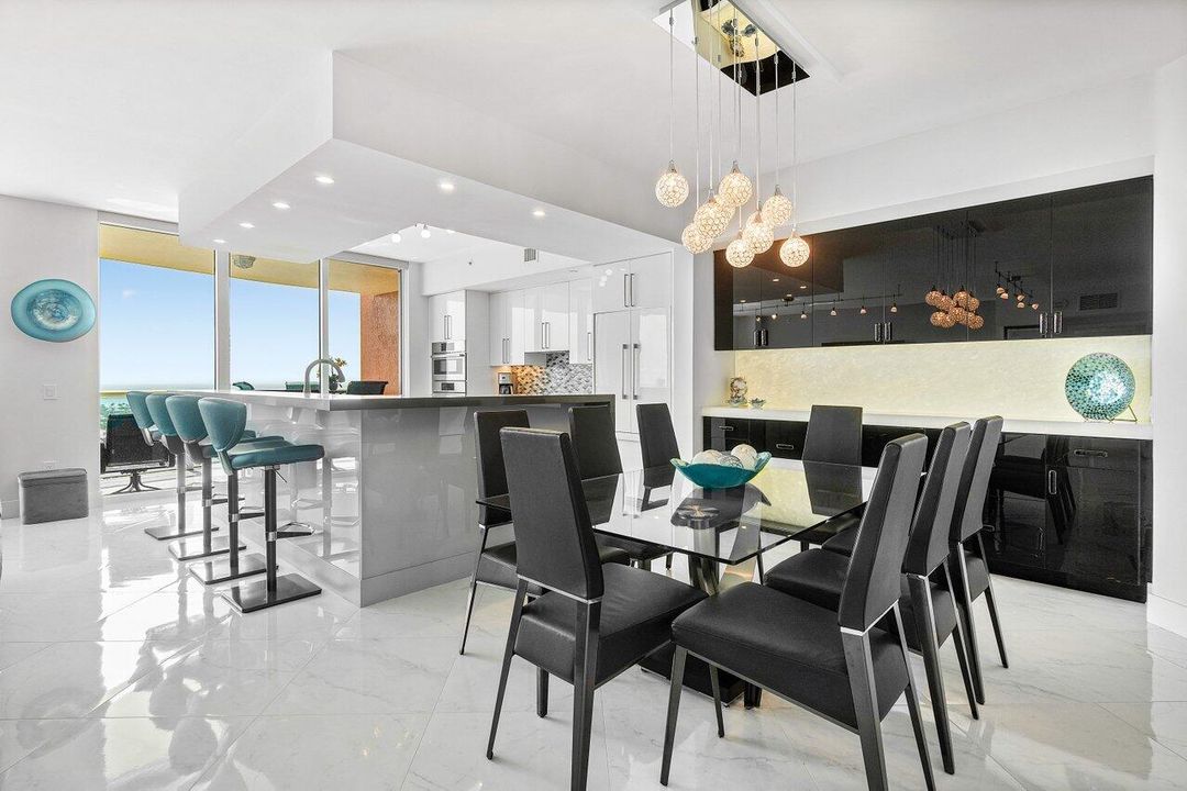 На продажу: $1,170,000 (3 спален, 2 ванн, 2150 Квадратных фут)