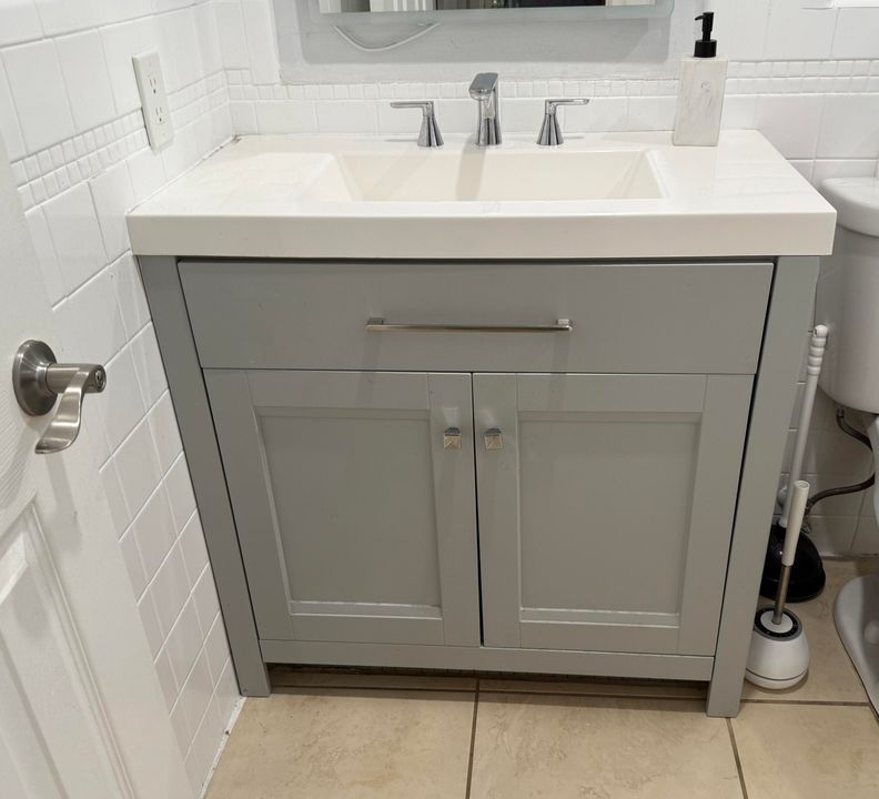 For Sale: $139,500 (1 beds, 1 baths, 672 Square Feet)