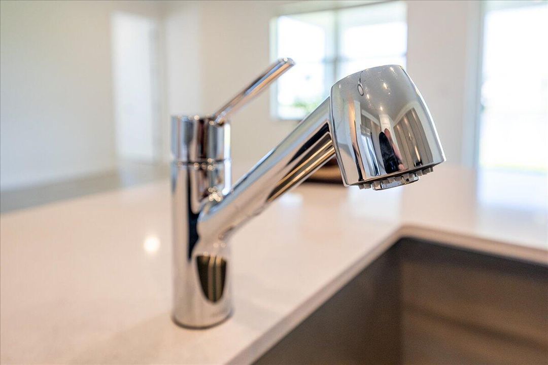 En Renta: $2,950 (4 camas, 2 baños, 1937 Pies cuadrados)