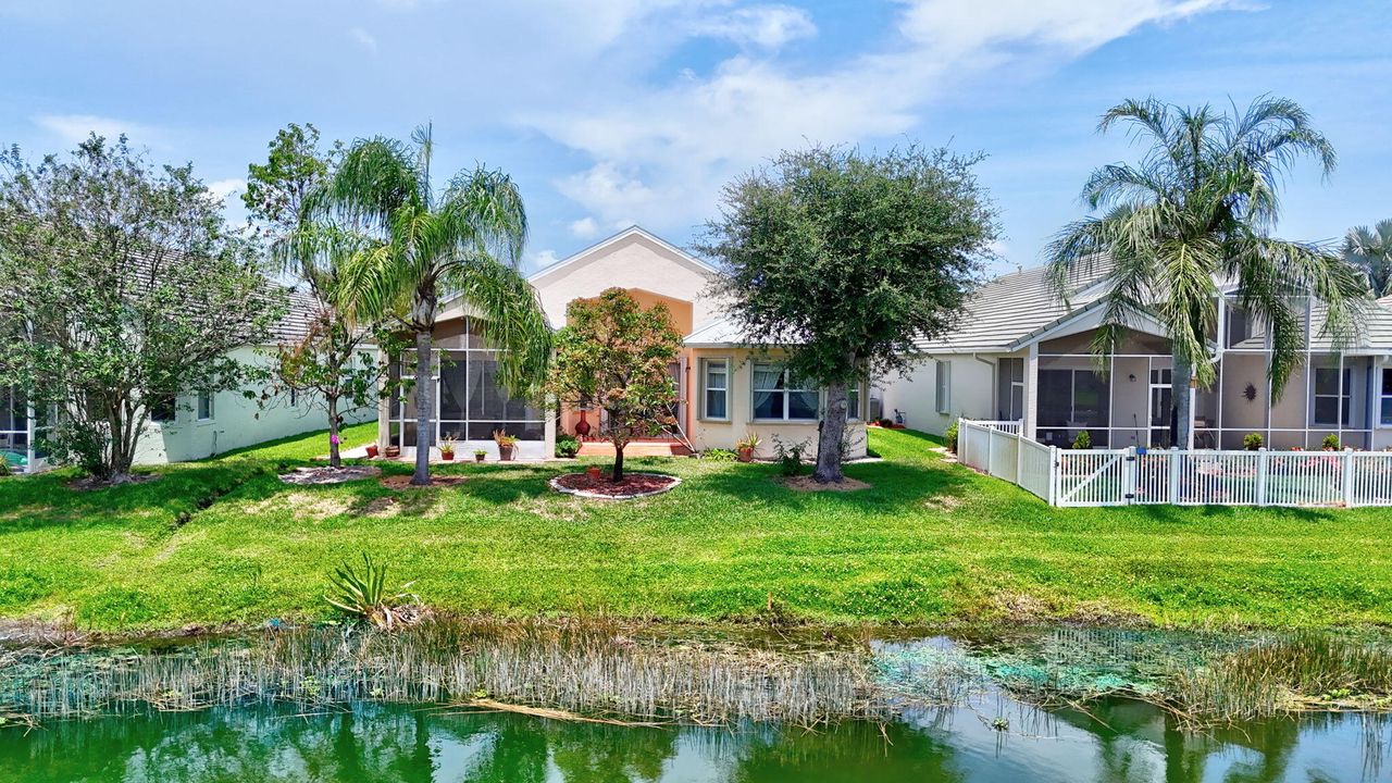 待售: $409,900 (3 贝兹, 2 浴室, 2090 平方英尺)