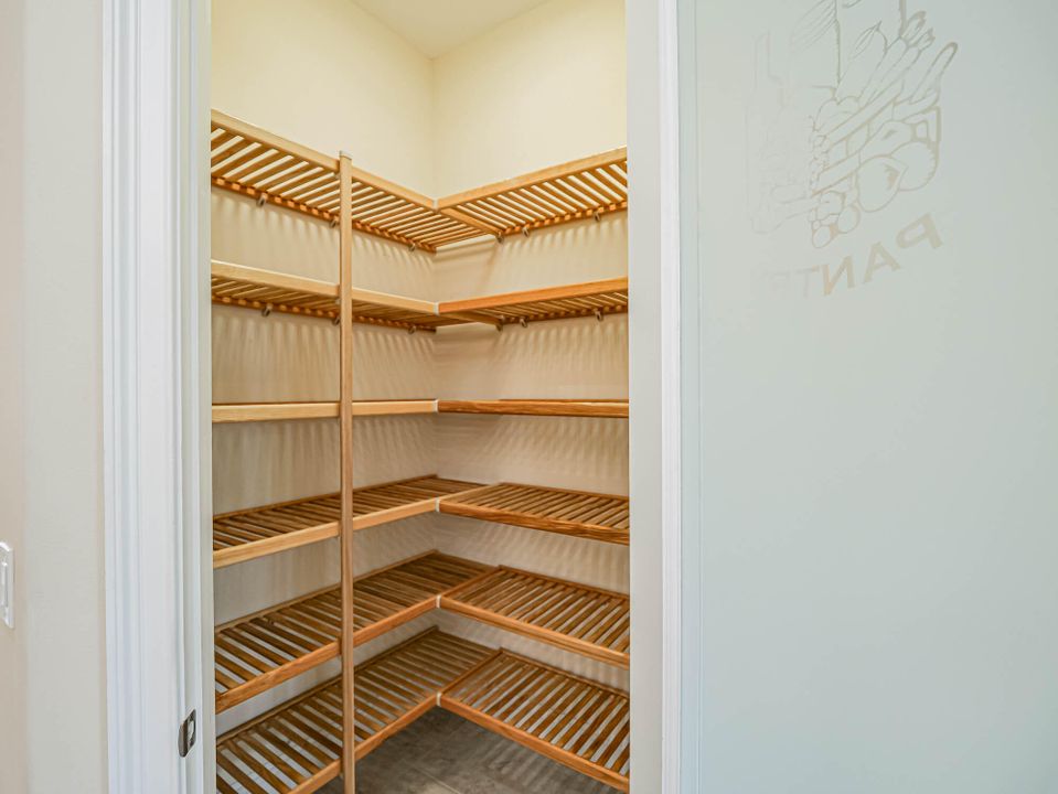 For Sale: $1,108,000 (3 beds, 3 baths, 3365 Square Feet)