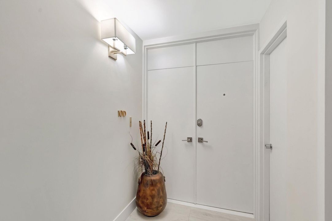 Active With Contract: $9,000 (2 beds, 2 baths, 1580 Square Feet)