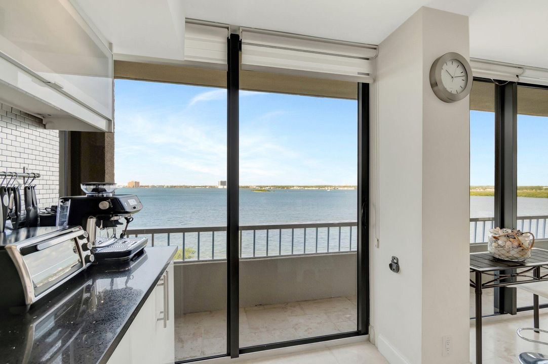 Active With Contract: $9,000 (2 beds, 2 baths, 1580 Square Feet)