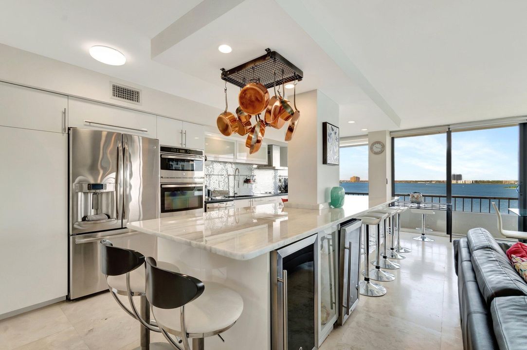 Active With Contract: $9,000 (2 beds, 2 baths, 1580 Square Feet)