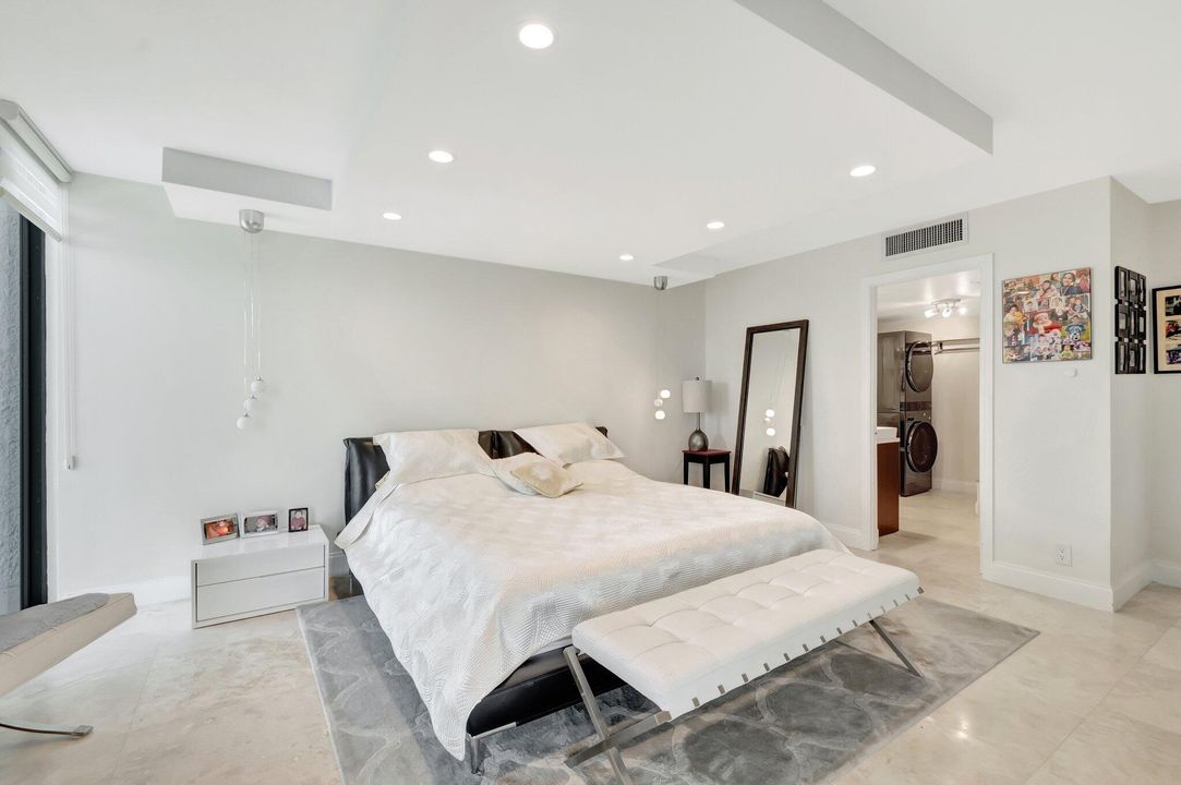 Active With Contract: $9,000 (2 beds, 2 baths, 1580 Square Feet)