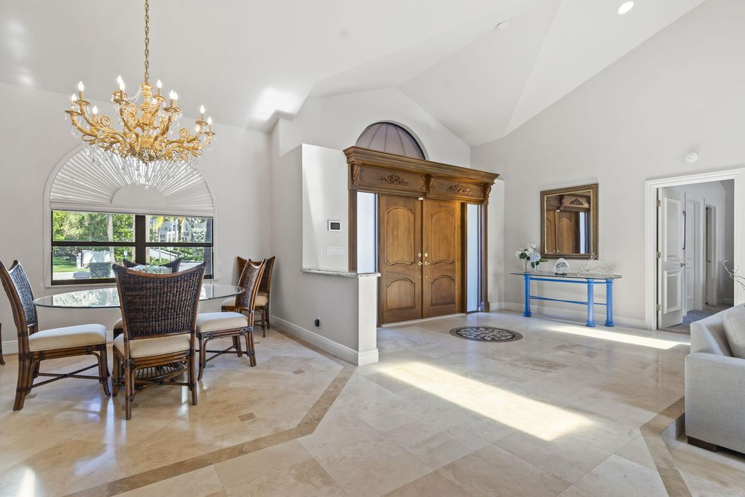 На продажу: $3,300,000 (3 спален, 3 ванн, 2457 Квадратных фут)