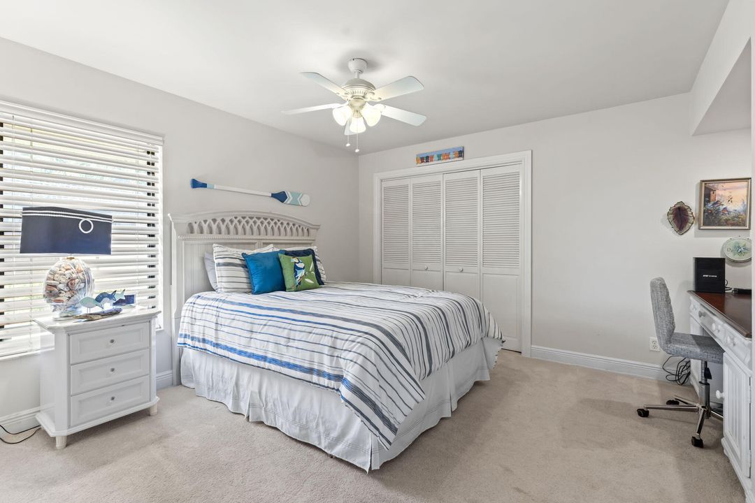 На продажу: $3,300,000 (3 спален, 3 ванн, 2457 Квадратных фут)