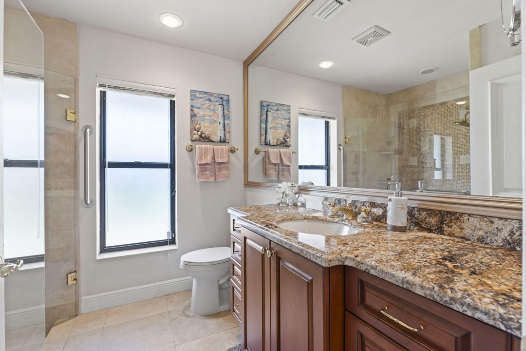 На продажу: $3,300,000 (3 спален, 3 ванн, 2457 Квадратных фут)