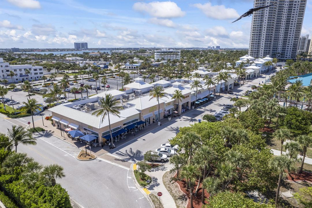 На продажу: $3,300,000 (3 спален, 3 ванн, 2457 Квадратных фут)