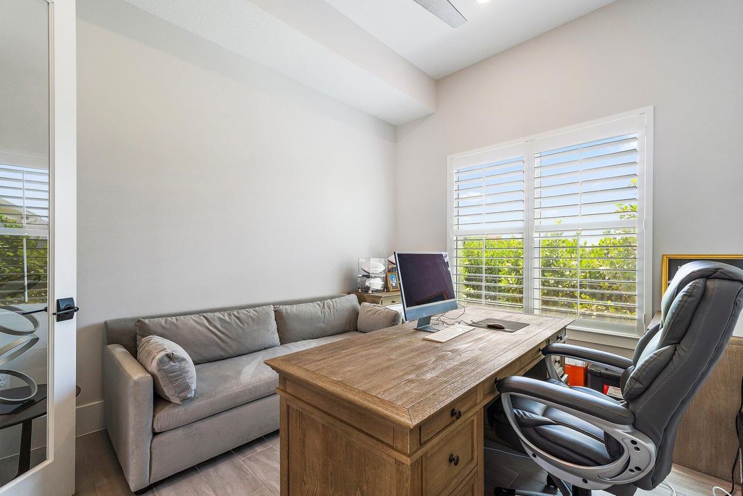 For Sale: $4,495,000 (4 beds, 5 baths, 4043 Square Feet)