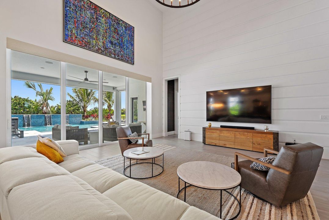 For Sale: $4,495,000 (4 beds, 5 baths, 4043 Square Feet)