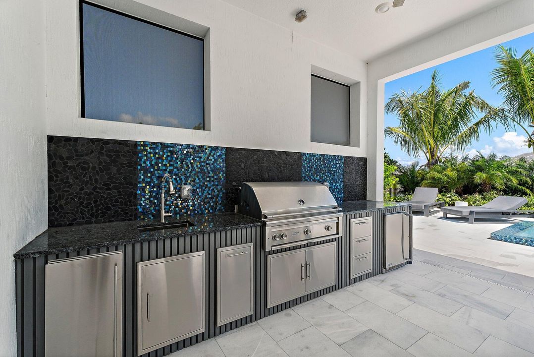 For Sale: $4,495,000 (4 beds, 5 baths, 4043 Square Feet)