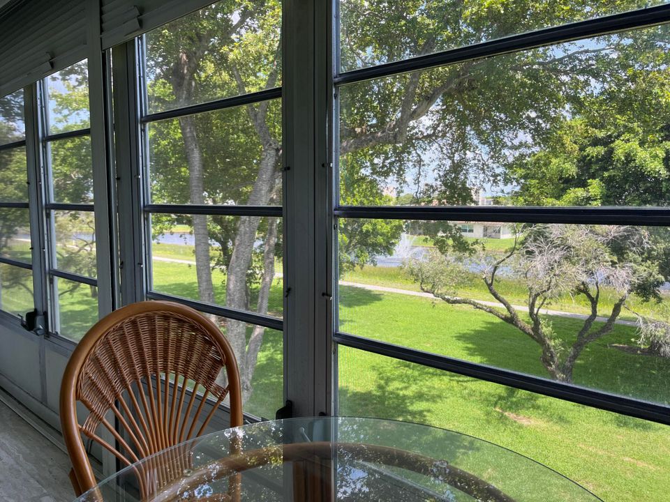 待售: $88,500 (2 贝兹, 2 浴室, 1006 平方英尺)