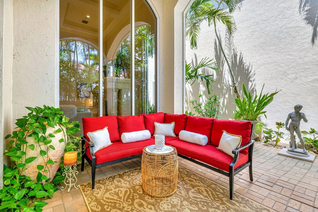 待售: $2,555,000 (4 贝兹, 4 浴室, 3484 平方英尺)