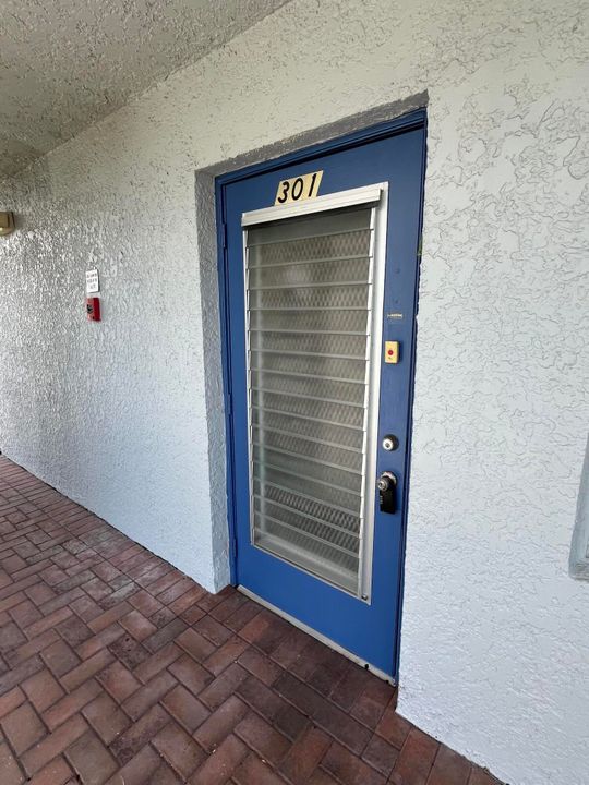 待售: $88,500 (2 贝兹, 2 浴室, 1006 平方英尺)