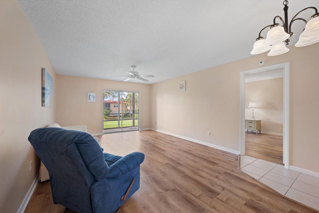 Active With Contract: $69,900 (1 beds, 1 baths, 819 Square Feet)