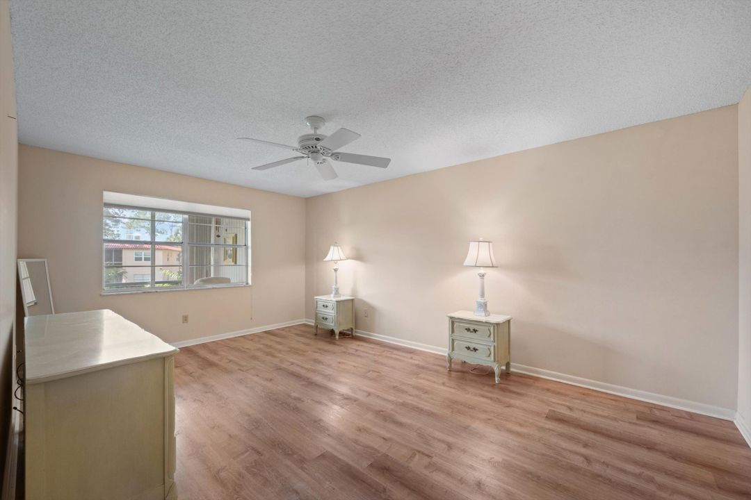 Active With Contract: $69,900 (1 beds, 1 baths, 819 Square Feet)