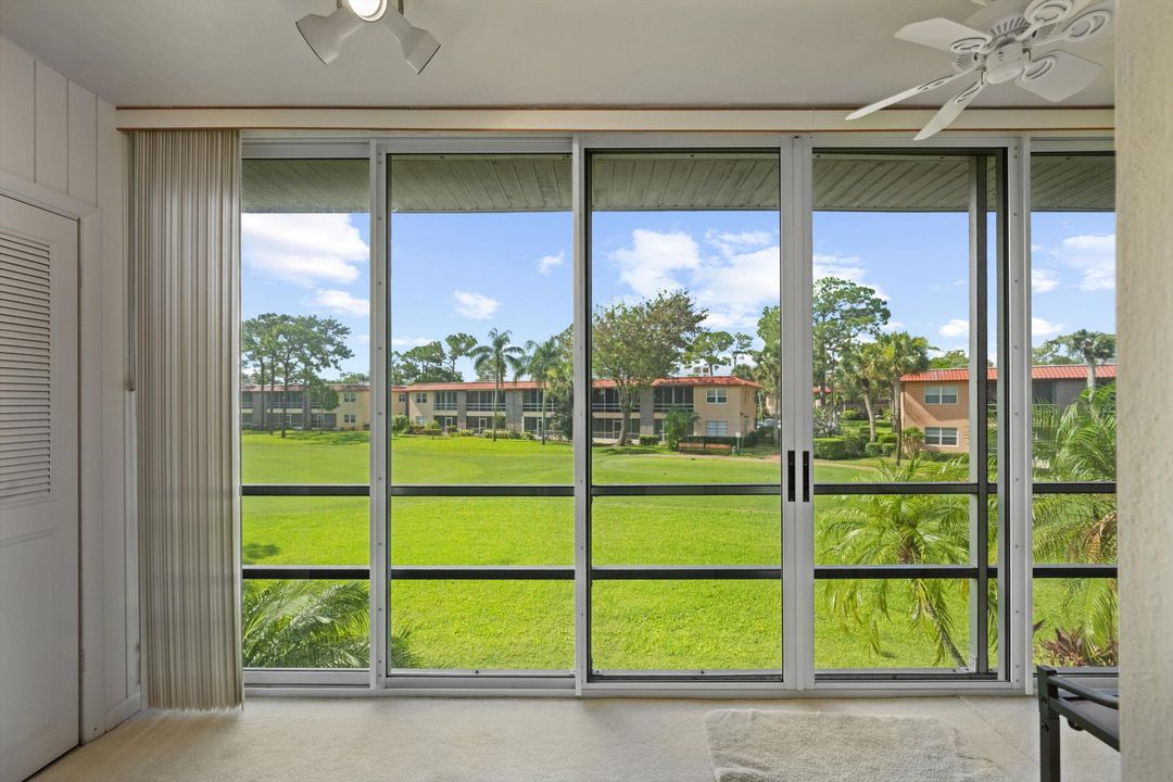 Active With Contract: $69,900 (1 beds, 1 baths, 819 Square Feet)