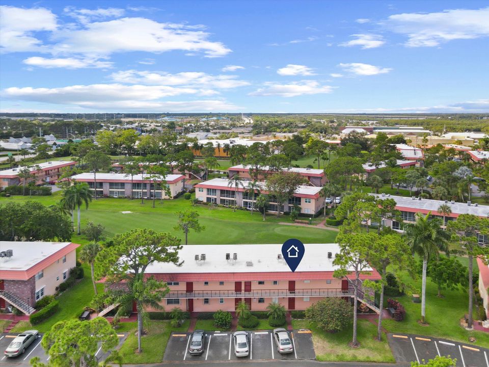 Active With Contract: $69,900 (1 beds, 1 baths, 819 Square Feet)