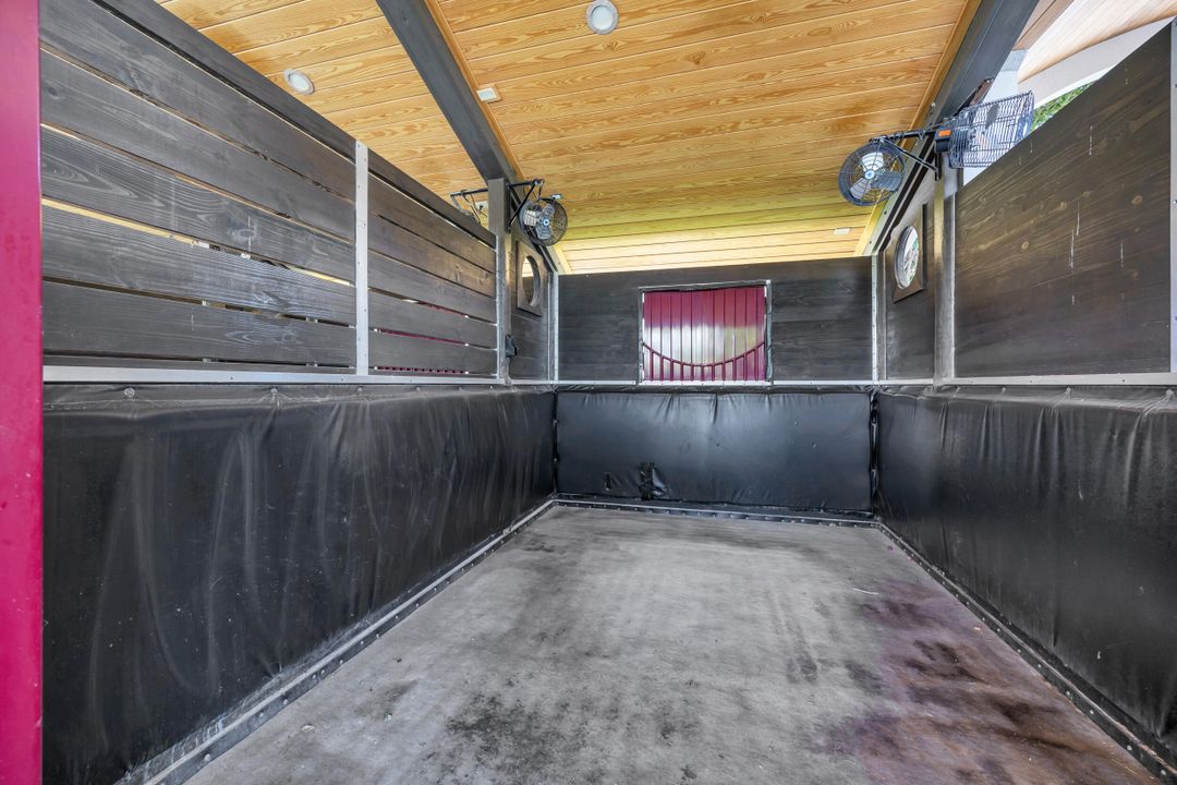 出租: $70,000 (1 贝兹, 1 浴室, 2 平方英尺)