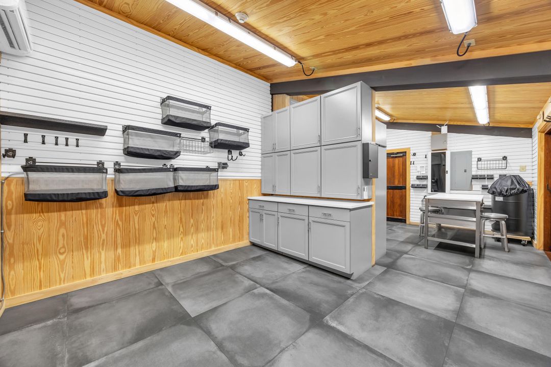 出租: $70,000 (1 贝兹, 1 浴室, 2 平方英尺)