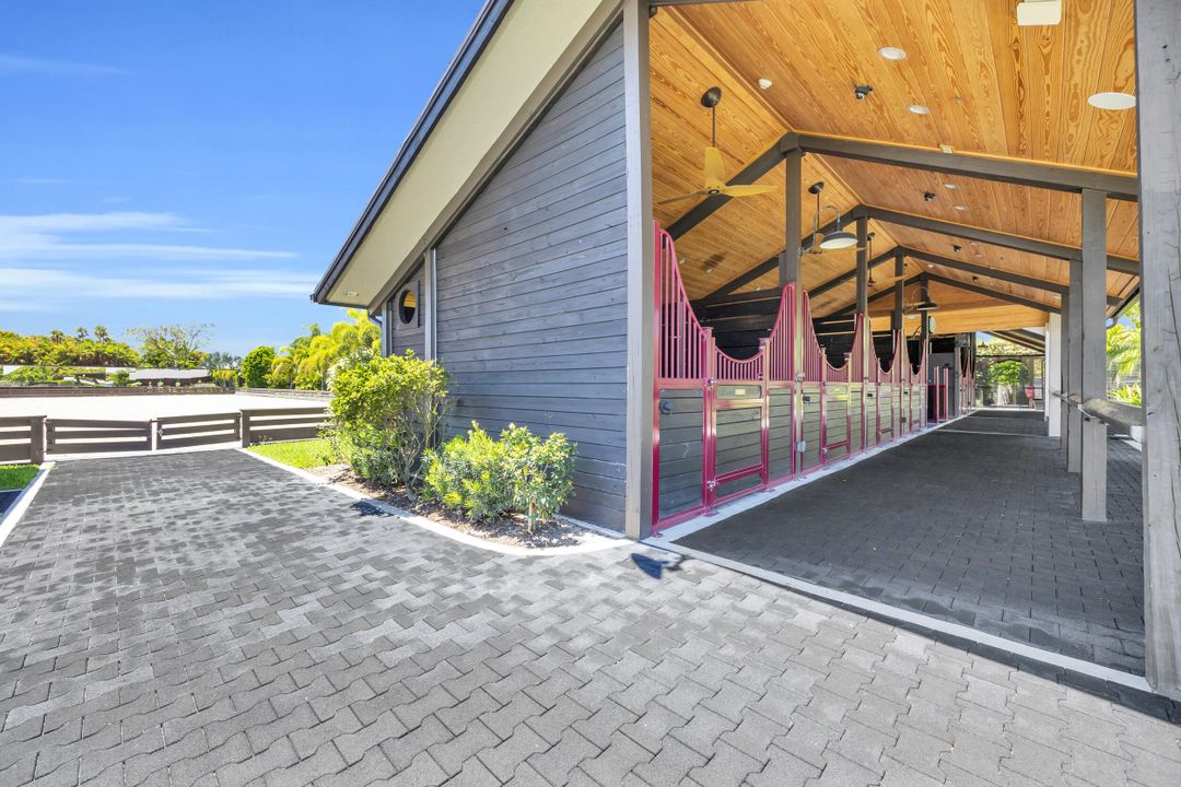 出租: $70,000 (1 贝兹, 1 浴室, 2 平方英尺)