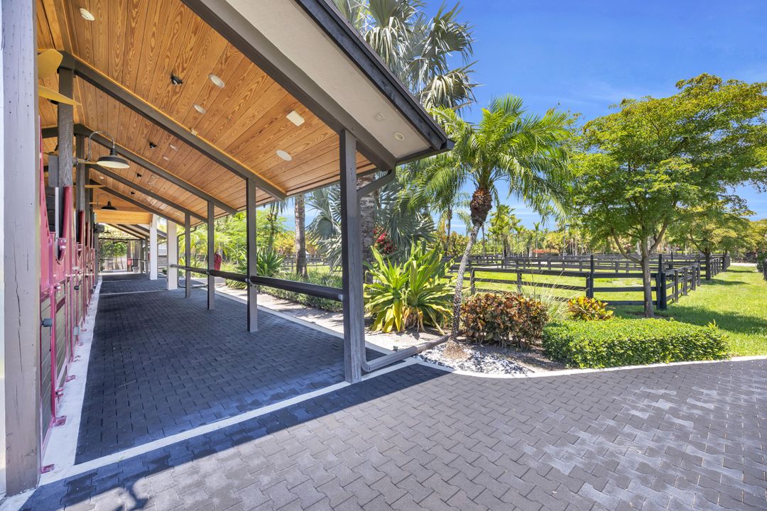 出租: $70,000 (1 贝兹, 1 浴室, 2 平方英尺)