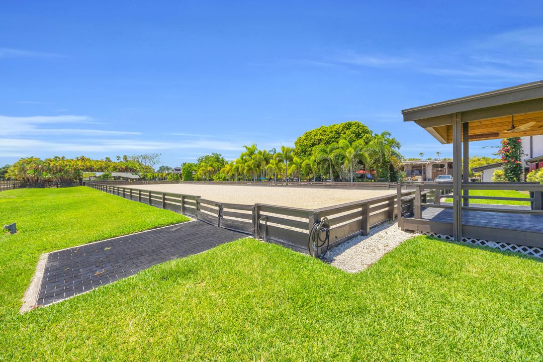 出租: $70,000 (1 贝兹, 1 浴室, 2 平方英尺)