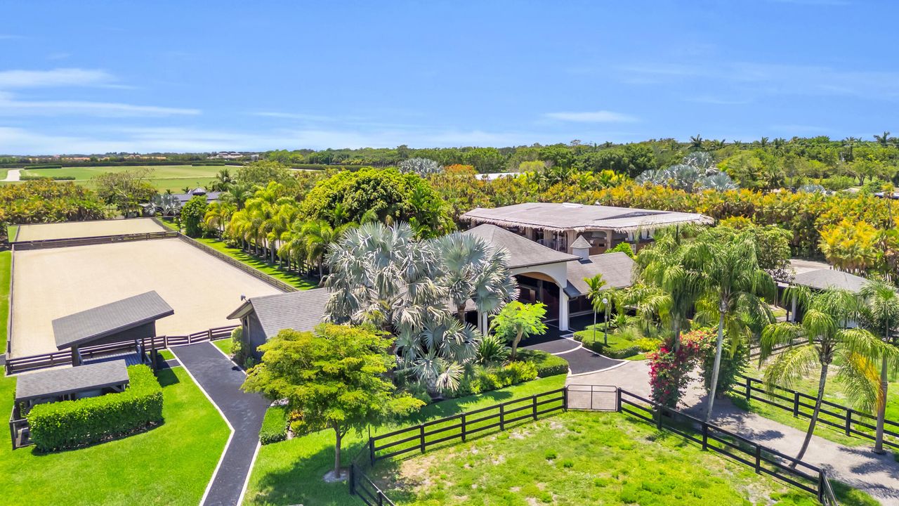 出租: $70,000 (1 贝兹, 1 浴室, 2 平方英尺)