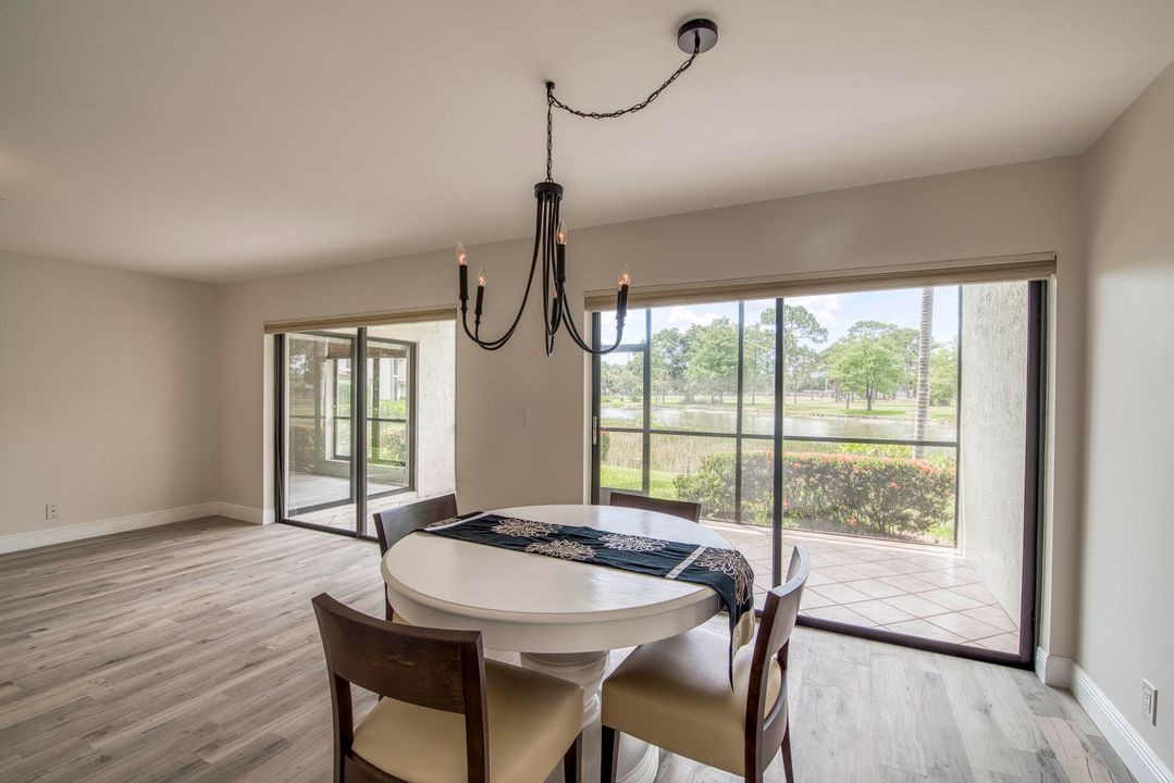 合同活跃: $388,470 (2 贝兹, 1 浴室, 1025 平方英尺)