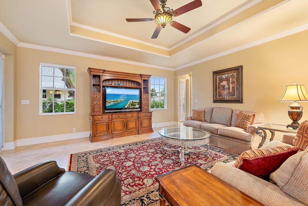 Active With Contract: $1,175,000 (5 beds, 3 baths, 3021 Square Feet)