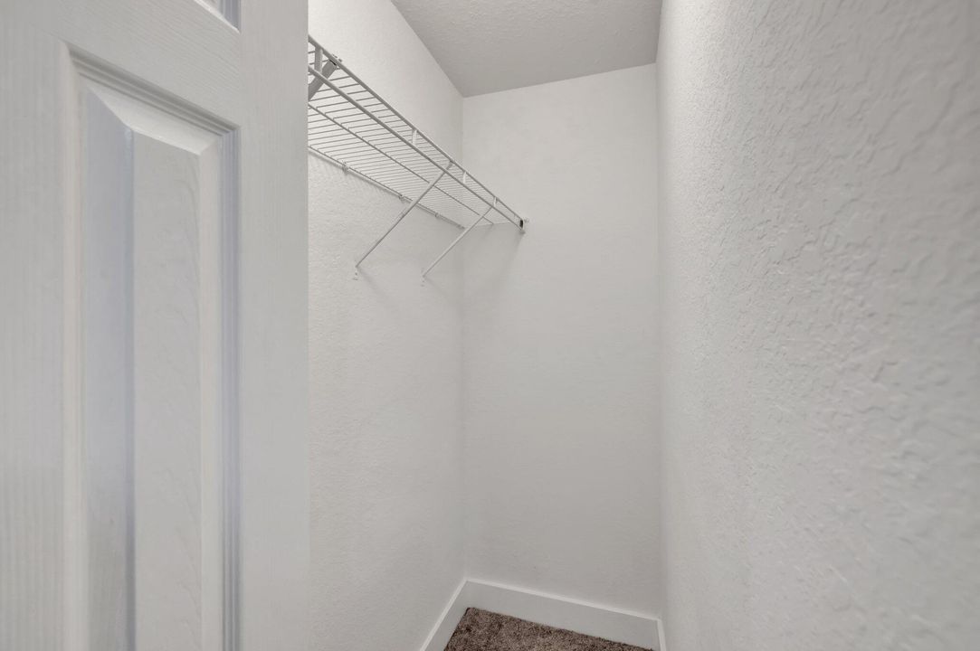 Active With Contract: $2,600 (3 beds, 2 baths, 1465 Square Feet)