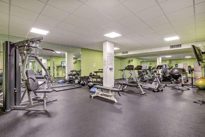 Active With Contract: $10,500 (2 beds, 2 baths, 1496 Square Feet)