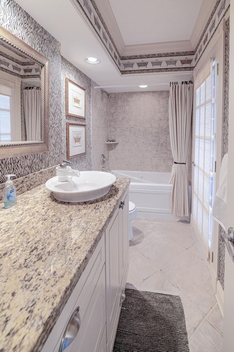 Active With Contract: $10,500 (2 beds, 2 baths, 1496 Square Feet)