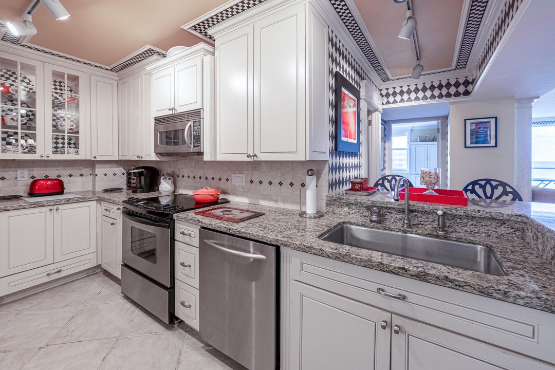 Active With Contract: $10,500 (2 beds, 2 baths, 1496 Square Feet)