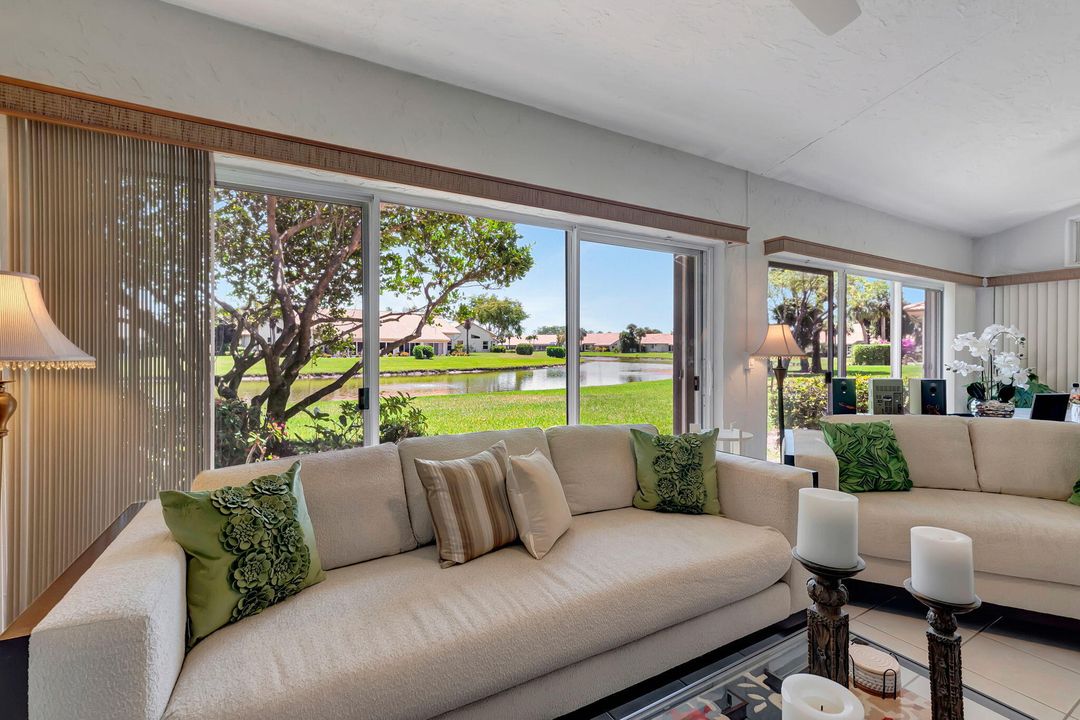 Под контрактом: $8,500 (3 спален, 2 ванн, 1905 Квадратных фут)