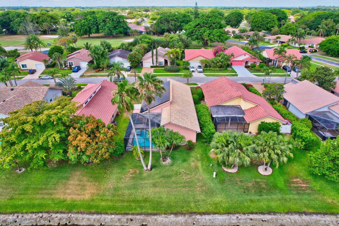 Active With Contract: $3,999 (3 beds, 2 baths, 1622 Square Feet)