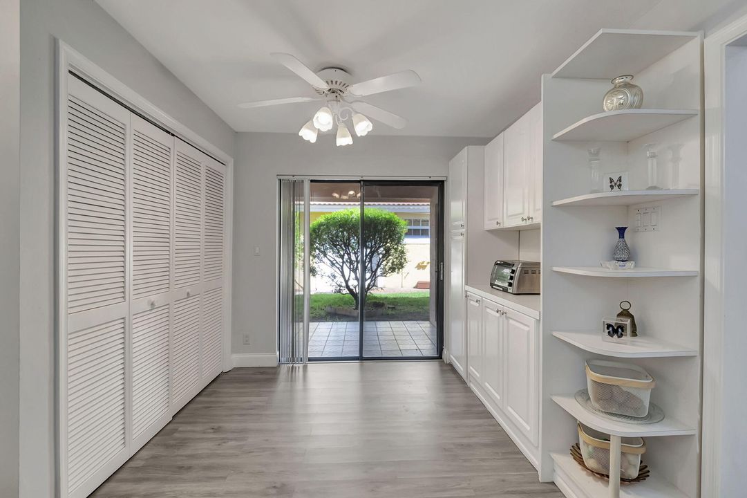 Active With Contract: $3,999 (3 beds, 2 baths, 1622 Square Feet)