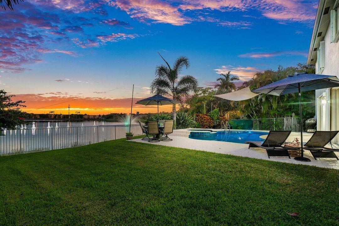 For Rent: $6,500 (4 beds, 3 baths, 3272 Square Feet)