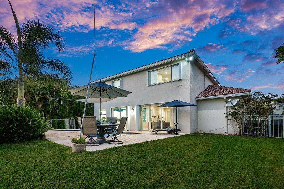 For Rent: $6,500 (4 beds, 3 baths, 3272 Square Feet)