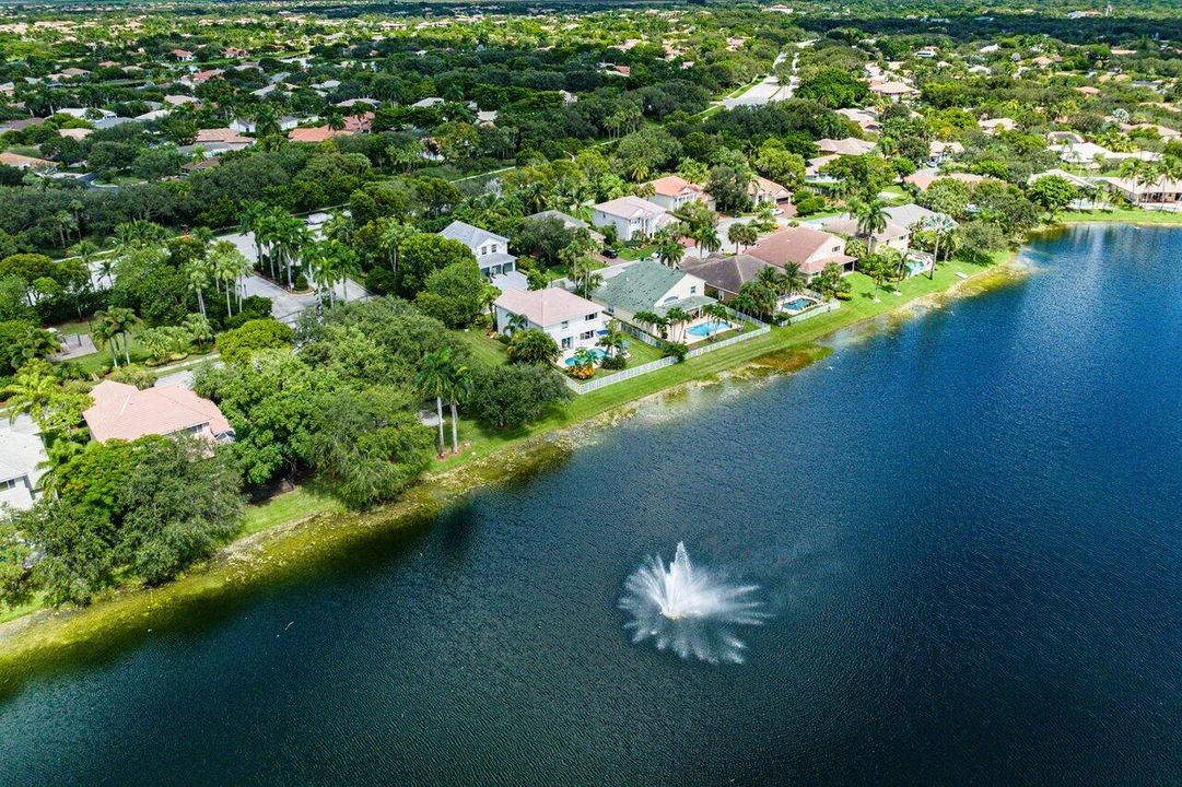 For Rent: $6,500 (4 beds, 3 baths, 3272 Square Feet)