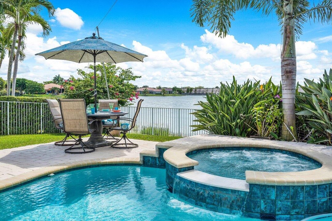 For Rent: $6,500 (4 beds, 3 baths, 3272 Square Feet)