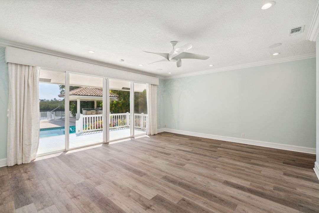 For Sale: $4,699,000 (4 beds, 4 baths, 4725 Square Feet)