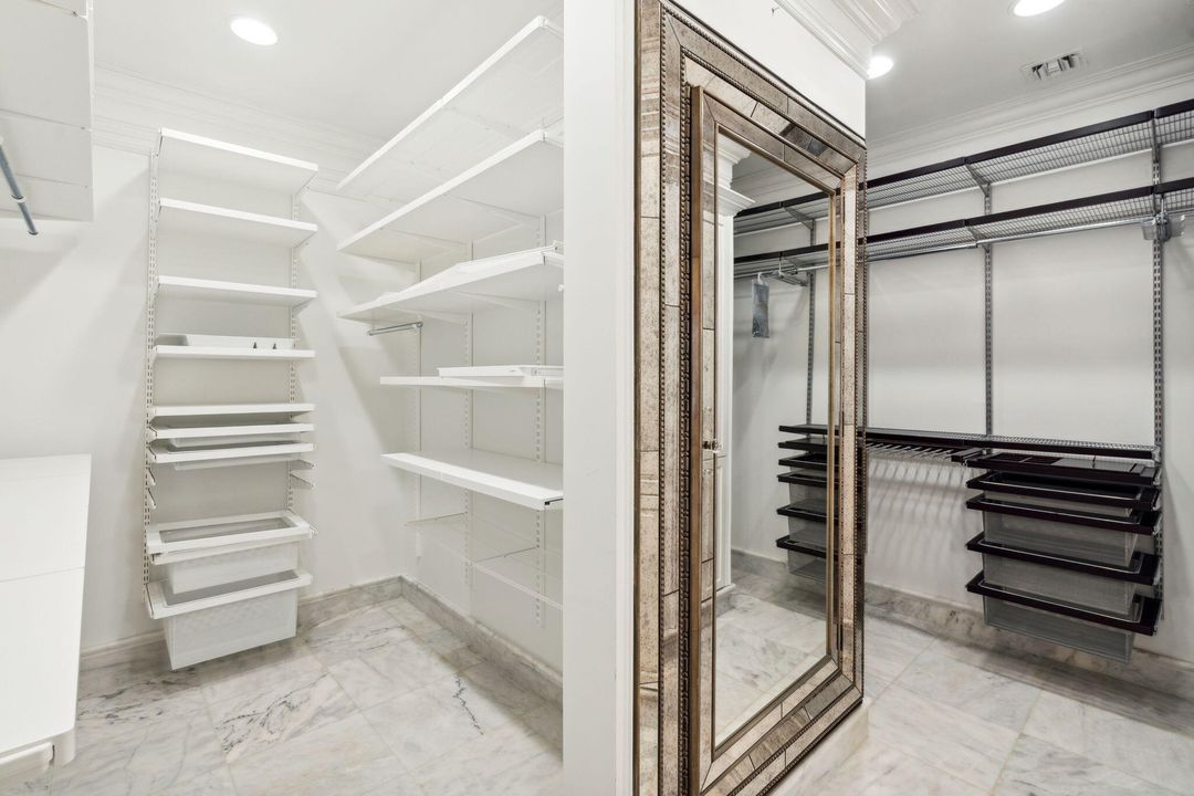 For Sale: $4,699,000 (4 beds, 4 baths, 4725 Square Feet)