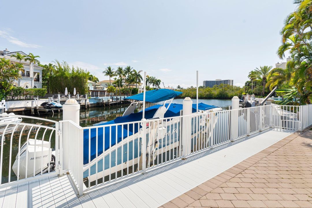 For Sale: $4,699,000 (4 beds, 4 baths, 4725 Square Feet)